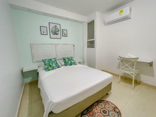 3cb-2 3 Bedroom Apartment In Getsemani