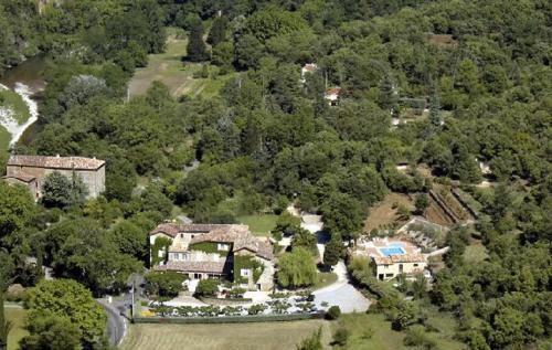 Hotel H�tel Restaurant Le Pradinas