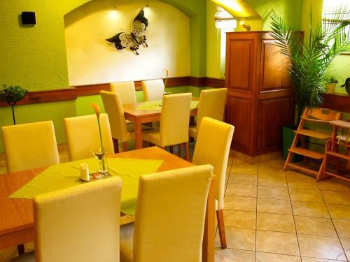 Hostal Pension Habermannova Vila