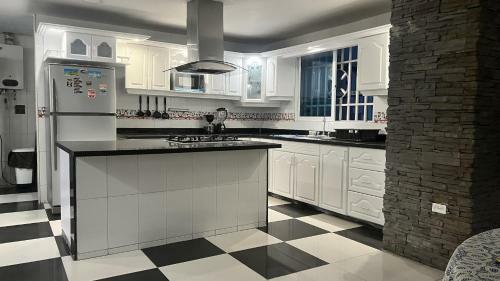 �oferta Hermosa Casa A 3 Minutos Del Centro Hist�rico!