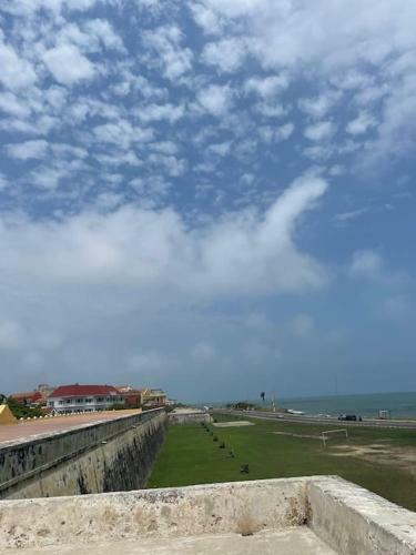 Apartamento C�modo Apto Zona Hist�rica Cgena