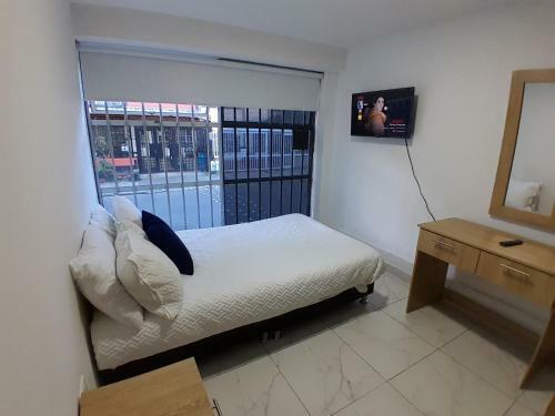Hostal Habitaci�n Agradable, Corferias - Embajada Usa