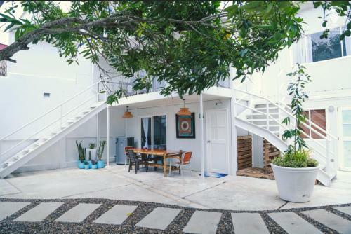 Hotel Caba�a El Arbol Cartagena