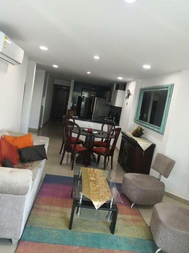Apartamento Familiar Torres Del Lago