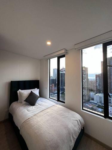 Apartamento Moderno En El Centro Con Vista A La Ciudad