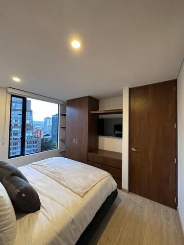 Apartamento Moderno En El Centro Con Vista A La Ciudad