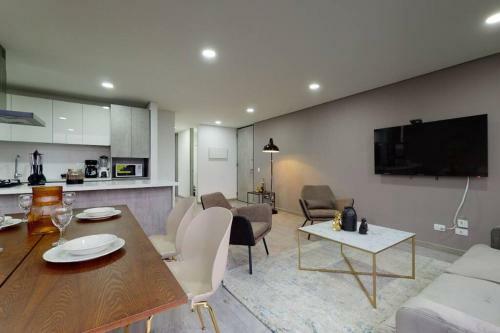 Amplio Apartamento De 2 Hab Con Excelente Vista
