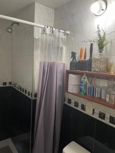 Linda Habitaci�n Buena Ubicaci�n