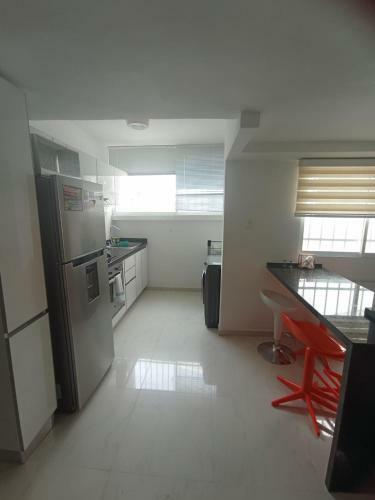 Apartamento En Edificio Juviper