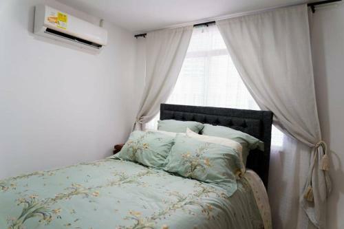 Laguito Beach Apartment