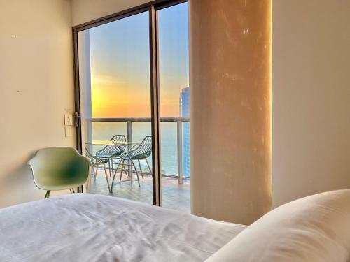 Apartamento 33rd Floor-sea View-balcony-pool-ac-water Heater