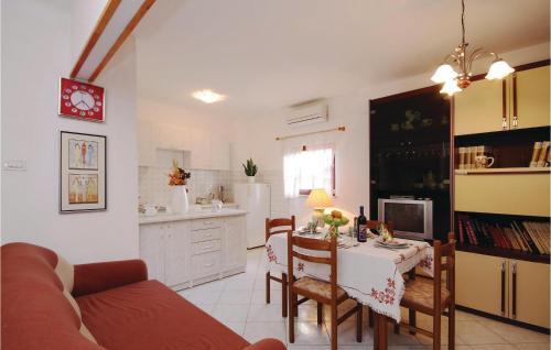Holiday Home Kapelica IX Cr