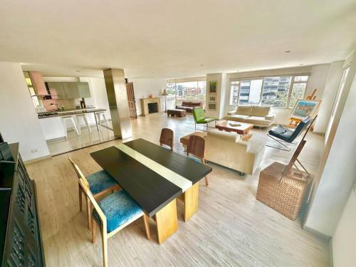 Luxurious Apartment For A Family Or Company
