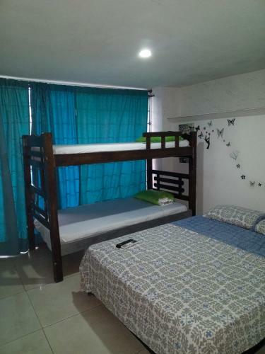 Hostal Del Castillo Mirador Hostel