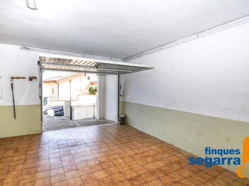 Casa El Vendrell, 3 Dormitorios, 8 Personas - Es-320-23
