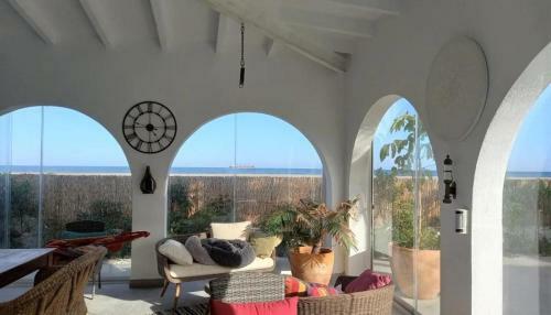 Villa En Primera Linea De Playa