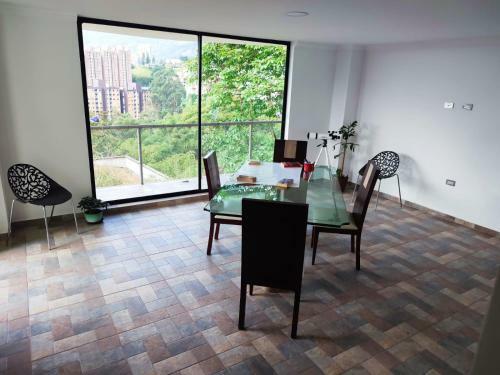 Hostal Paradise In Envigado- New York Room