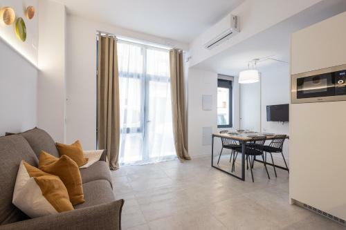 Florit Flats - The Joaquin Sorolla Apartments II