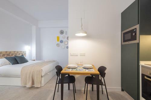 Florit Flats - The Joaquin Sorolla Apartments II