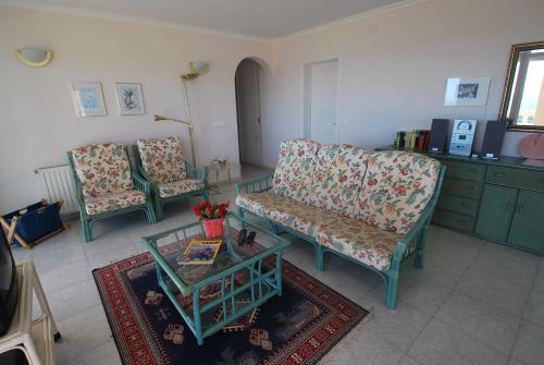 Seaview Whole Villa