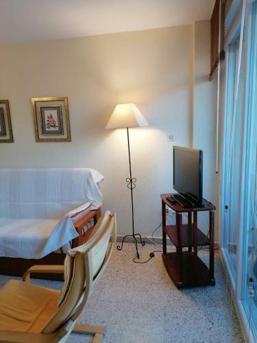 Apartamento Piso A 50m de La Playa Con Terraza Y 2 Hab
