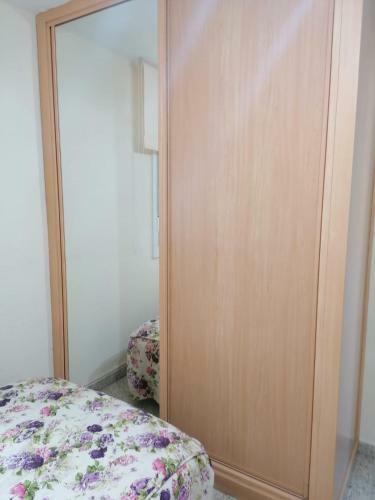 Apartamento Piso A 50m de La Playa Con Terraza Y 2 Hab