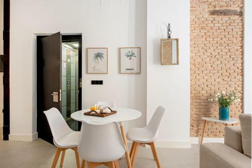Hommyhome Conteros Cathedral Apartments