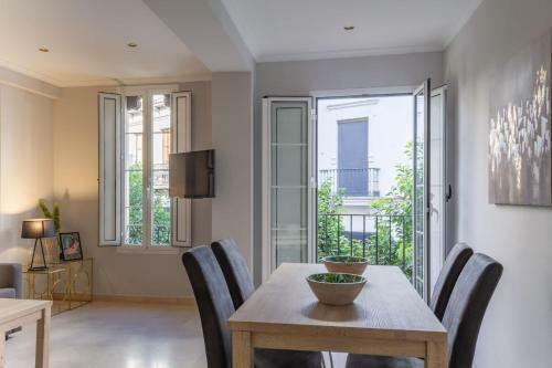 C�ntriko Apartments Conteros