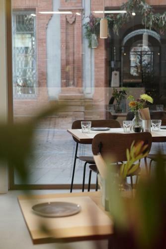 Hotel Pl�cido Y Grata