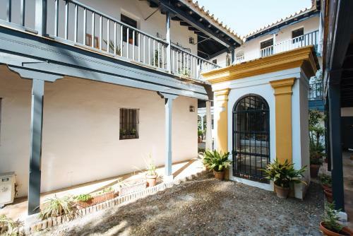 Apartamento Aitana's Retreat With Charming Garden