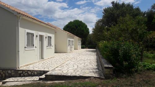 Lemontree Apartments