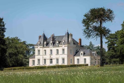 Bed & Breakfast Le Domaine Du Chalonge