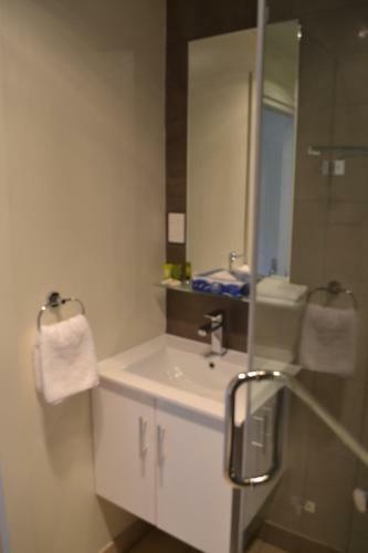 Lufra Hotel And Apartments