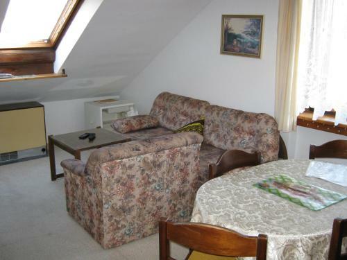 Hostal Privat Apartma Ulrych