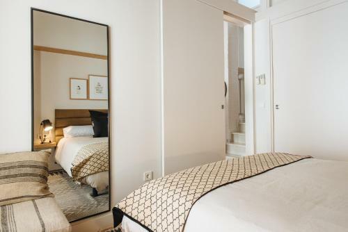 R26 Suites By Magno Apartments