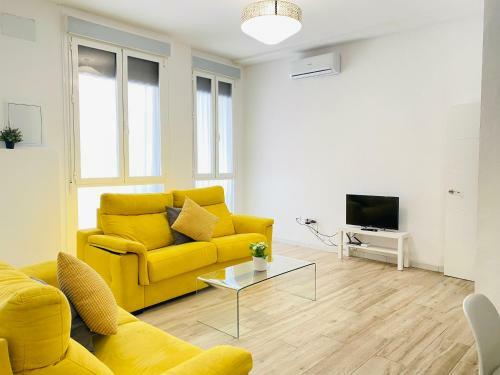 Flamenca Triana - Apartamento Totalmente Equipado Wifi 2d Sofas Camas 2 Ba�os