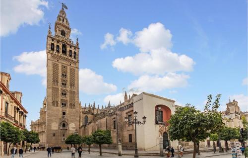 Nice Apartment In Sevilla With Wifi And 1 Bedrooms