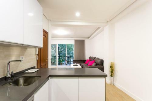 Rentalsevilla Espacioso Apartamento En La Alfalfa