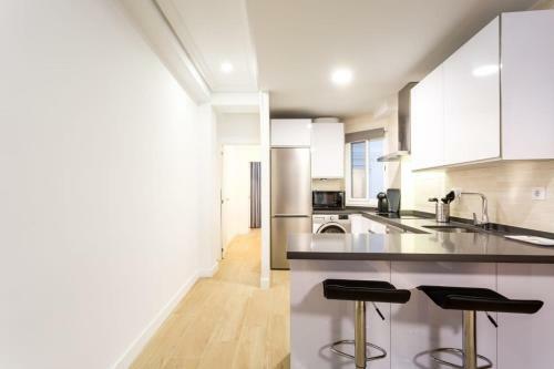 Rentalsevilla Espacioso Apartamento En La Alfalfa