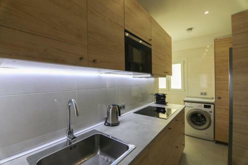 Rentalsevilla Moderno Apartamento En Triana de 95m2
