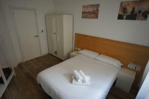 Rentalsevilla Espacioso Y Acogegor Apartamento De 3 Dormitorios