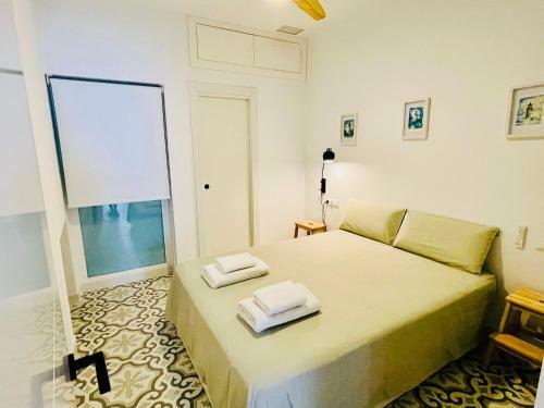 Modern Apartment In The City Centre, La Alameda