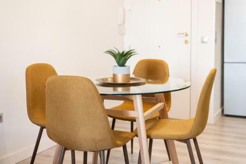 Apartamento Triana Centro Dos Dormitorios A Estrenar