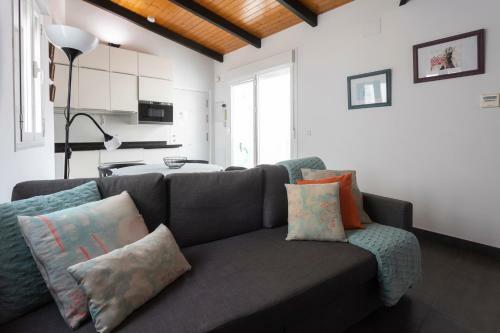 Terrace & Chill Urban Apartment