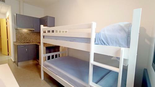 Albergue Micampus Estanislao Del Campo, Students Residence