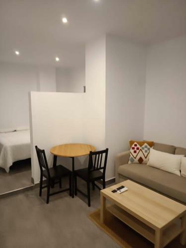 Apartamento Complejo Pinta18 At1, At2 Y At3