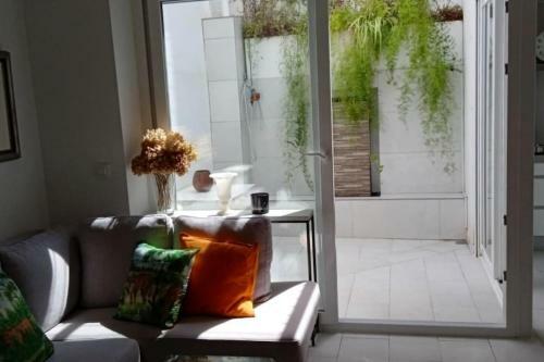 Apartamento El Patio De Nervi�n.
