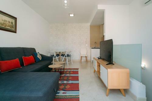 Apartamento O&l Lumbreras: Bright Duplex With Private Terrace