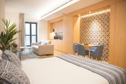 Nqn Aparts & Suites Sevilla