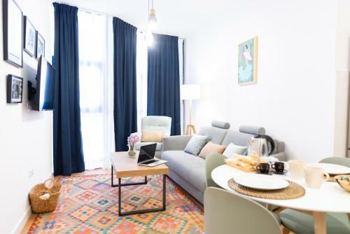 Apartamentos Jardines De Meca